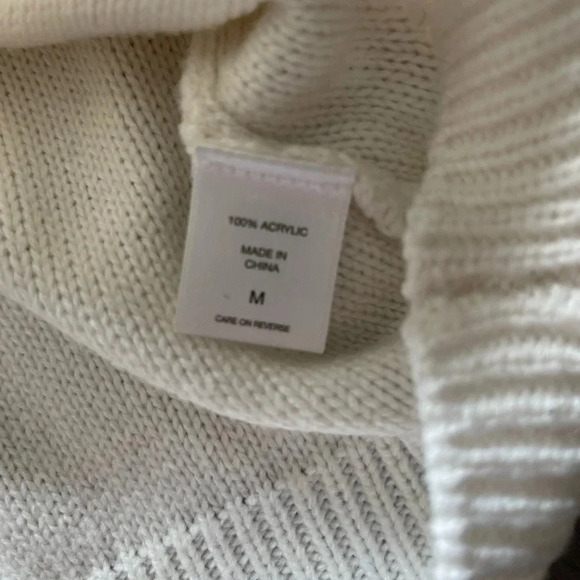 New York & Company Cold Shoulder Ivory Knit Sweater Women’s Medium - Picture 8 of 12